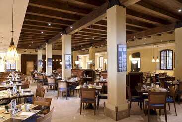 هتل Hilton Molino Stucky Venice
