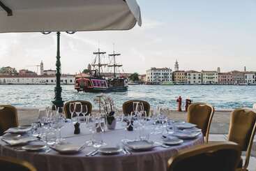 هتل Hilton Molino Stucky Venice