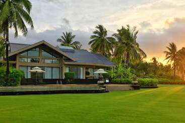 هتل Hilton Sanya Yalong Bay Resort & Spa