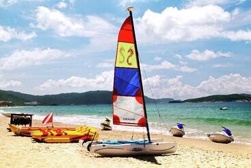 هتل Hilton Sanya Yalong Bay Resort & Spa