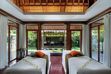 هتل Hilton Sanya Yalong Bay Resort & Spa