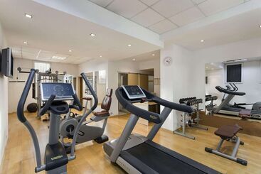 Ramada Hotel & Suites By Wyndham Bucharest North