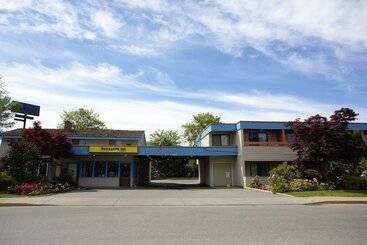 هتل Recreation Inn And Suites