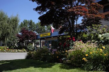 هتل Recreation Inn And Suites