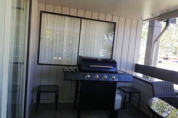 هتل Recreation Inn And Suites