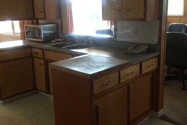 هتل Recreation Inn And Suites