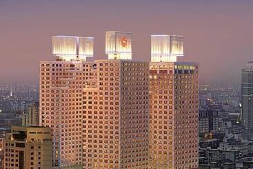 Sheraton Ningbo Hotel   Tianyi Square