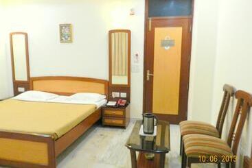هتل Tara Palace Chandni Chowk