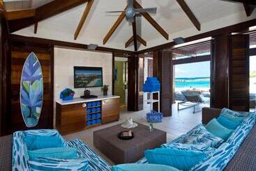 هتل The Cove At Atlantis