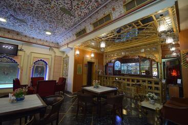 هتل Umaid Mahal  A Heritage Style Boutique