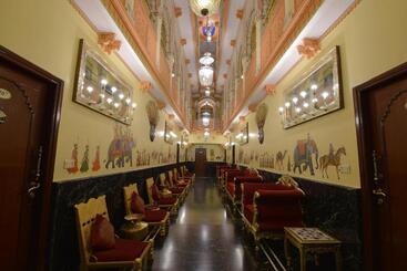 هتل Umaid Mahal  A Heritage Style Boutique