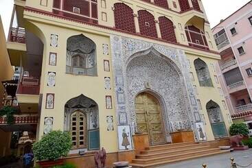 هتل Umaid Mahal  A Heritage Style Boutique