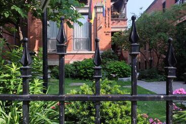 هتل Victoria's Mansion Guest House
