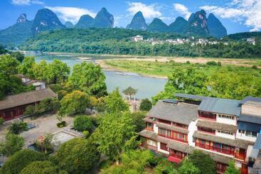 هتل Yangshuo River View
