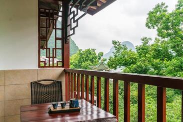 هتل Yangshuo River View