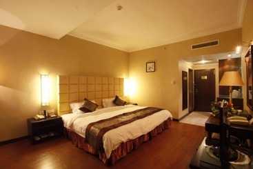 هتل Yuanhua International Grand
