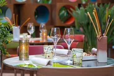 Color Hotel Style, Design & Gourmet