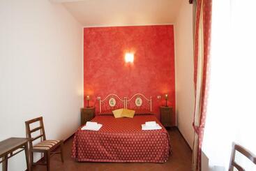 B&b Home In Florence