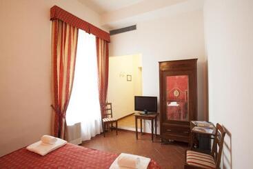 B&b Home In Florence