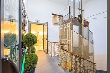 هتل Annabella Roof Terrace