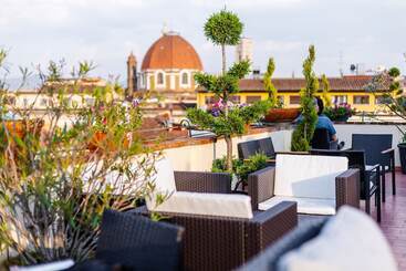 هتل Annabella Roof Terrace