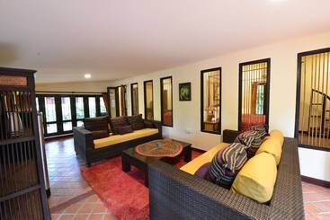 هتل Baan Nam Ping Riverside Homestay