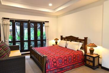 هتل Baan Nam Ping Riverside Homestay