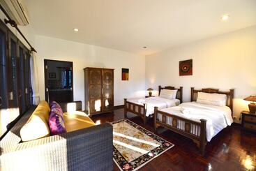 هتل Baan Nam Ping Riverside Homestay
