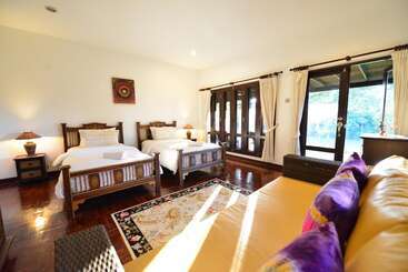 هتل Baan Nam Ping Riverside Homestay