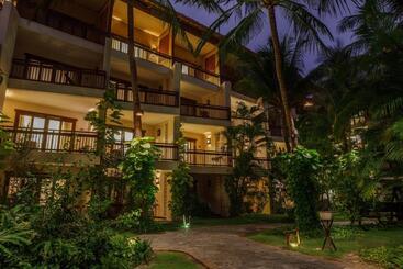 هتل Bamboo Village Beach Resort & Spa