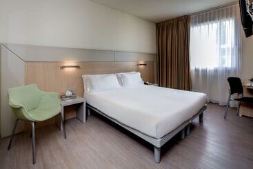 هتل Best Western Aries