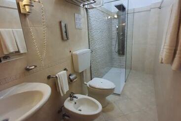 هتل Centrale Spa & Relax