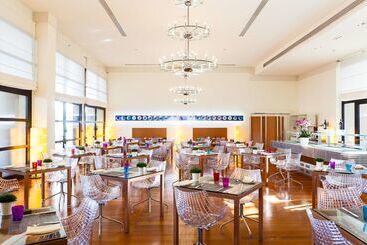هتل Hilton Garden Inn Florence Novoli