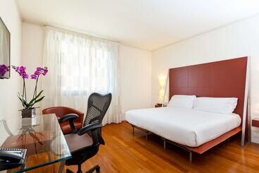 هتل Hilton Garden Inn Florence Novoli