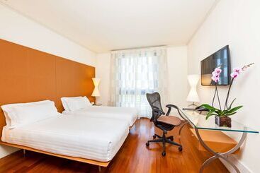 هتل Hilton Garden Inn Florence Novoli