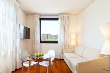 هتل Hilton Garden Inn Florence Novoli