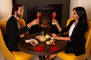هتل Holiday Inn Turin Corso Francia, An Ihg