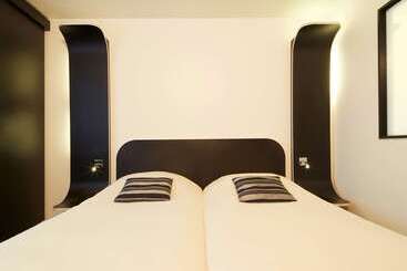 هتل Kyriad Deauville   St Arnoult