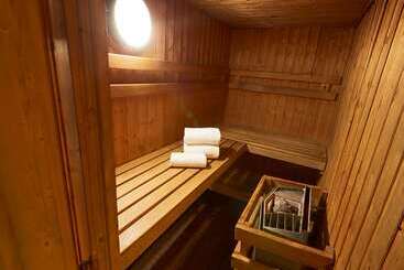 هتل Kyriad Deauville   St Arnoult