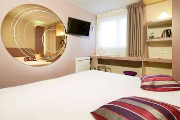 هتل Kyriad Deauville   St Arnoult
