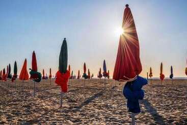 هتل Kyriad Deauville   St Arnoult