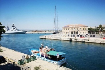 هتل L Approdo Delle Sirene