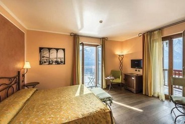 La Darsena Boutique Hotel & Restaurant