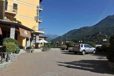 هتل La Rocca Sport & Benessere