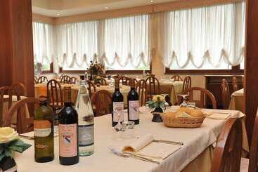 هتل La Rocca Sport & Benessere