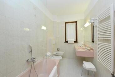 هتل La Rocca Sport & Benessere
