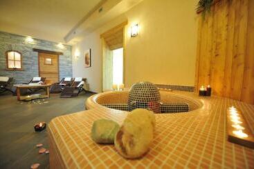 هتل La Rocca Sport & Benessere