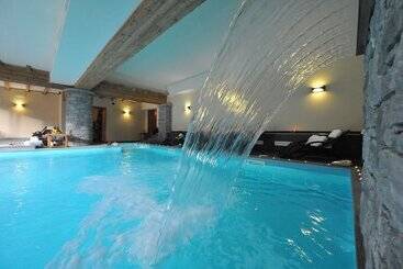 هتل La Rocca Sport & Benessere