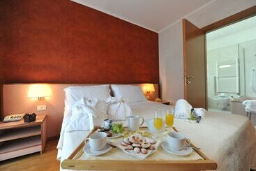 هتل La Rocca Sport & Benessere