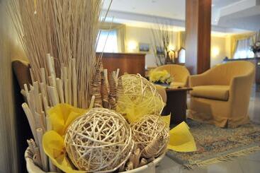 هتل La Rocca Sport & Benessere